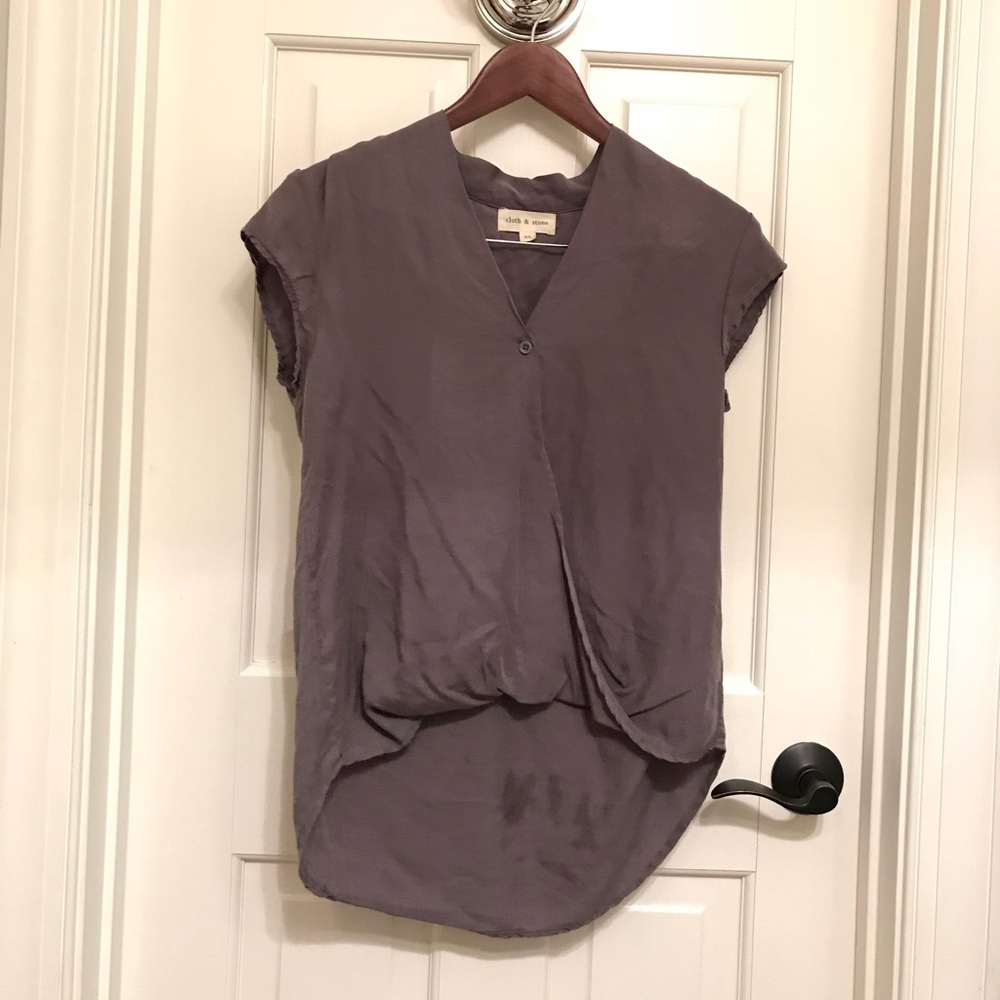 Cloth & Stone | Short Sleeve Top with Cross Twist